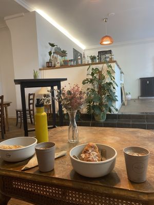 our almond croissants and oat milk lattes in hempies😄 at Hempies - Händelstraße in Cologne