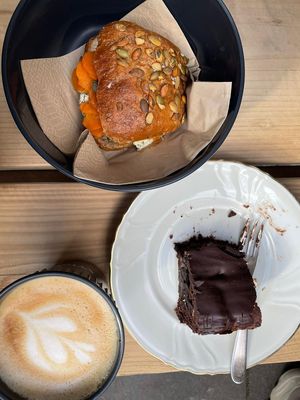   at Hempies - Händelstraße in Cologne