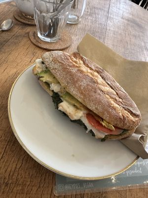   at Hempies - Händelstraße in Cologne