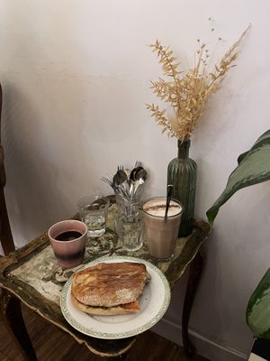   at Hempies - Händelstraße in Cologne