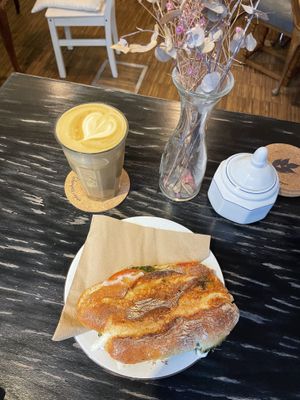   at Hempies - Händelstraße in Cologne