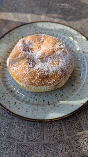 Berliner at Hempies - Händelstraße in Cologne