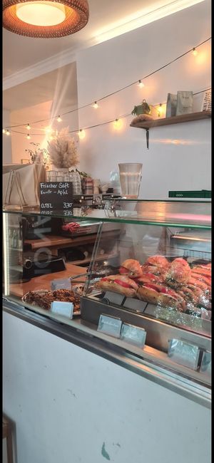 they also have sandwiches at Hempies - Händelstraße in Cologne