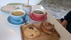Coffee and cake at The Hippie Baker in Vigo