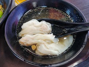 Wanton soup at Makan Vegan - 斋这里 in Central Singapore