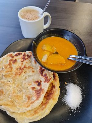 Kopi oat milk with roti prata ~ 24/5/22 at Makan Vegan - 斋这里 in Central Singapore