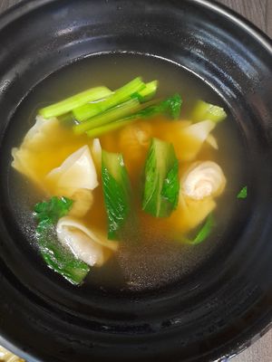 Wantan soup at Makan Vegan - 斋这里 in Central Singapore