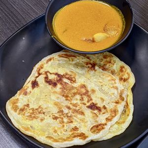 Prata with Potato Curry at Makan Vegan - 斋这里 in Central Singapore