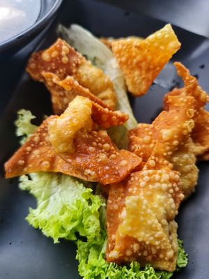 Deep fried wanton ~ 18/12/22 at Makan Vegan - 斋这里 in Central Singapore