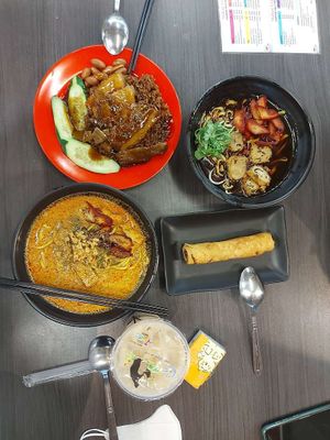 Delis :P at Makan Vegan - 斋这里 in Central Singapore