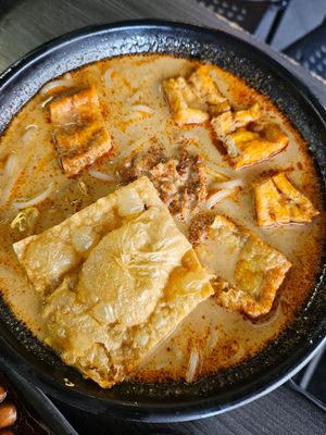 Laksa ~ 27/11/23 at Makan Vegan - 斋这里 in Central Singapore