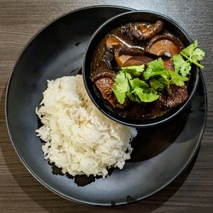 Vegan Trotter Rice at Makan Vegan - 斋这里 in Central Singapore