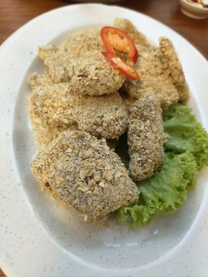 Cereal prawn at Makan Vegan - 斋这里 in Central Singapore