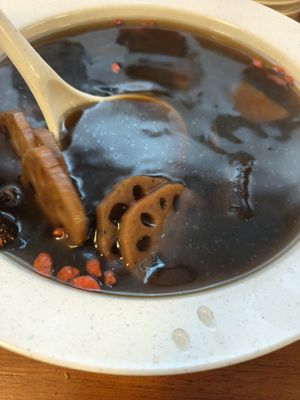 Black bean lotus soup at Makan Vegan - 斋这里 in Central Singapore