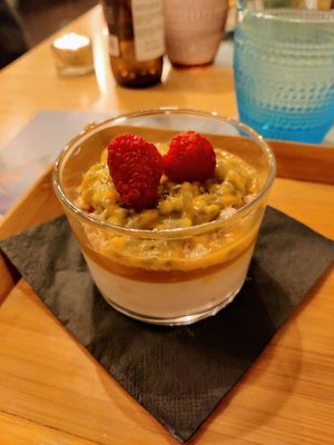 Panna cotta al mango at Dhabbu in Brescia