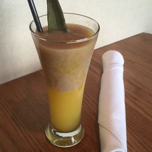 'Under The Palm' juice at Prasino in La Grange