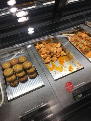 Display at CARVAAN Delicatessen & Beer stop in Tokyo