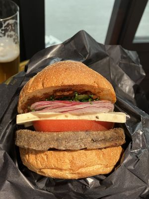 Arabian vegan burger  at CARVAAN Delicatessen & Beer stop in Tokyo
