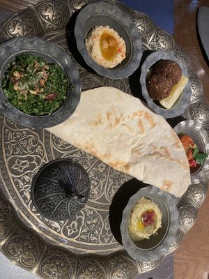   at CARVAAN Delicatessen & Beer stop in Tokyo