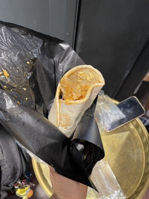   at CARVAAN Delicatessen & Beer stop in Tokyo