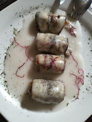 Canelones de berenjena y bechamel vegana. Buenísima 😌 at La Sella in Cartagena
