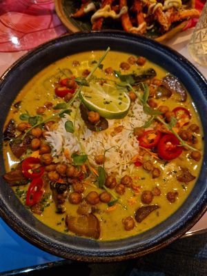 Vegan curry at BY AMI in Rotterdam
