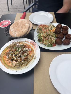   at El Hummus in Mallorca