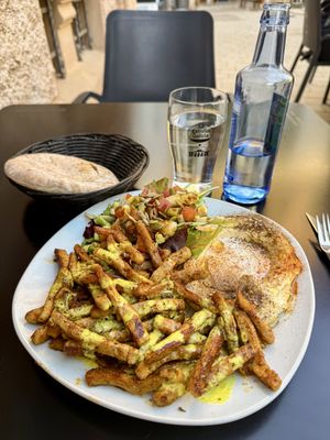 🌱 Shawarma plate   at El Hummus in Mallorca
