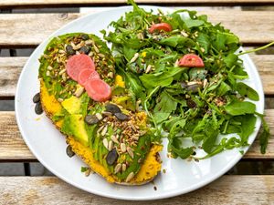 Toast with humus and avocado  at Kabana in Bordeaux