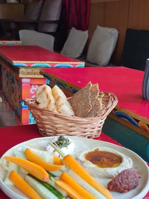 Wholesome chip n dip!!! 😌 amazing mix seed crackers like never before. at KaYa Cafe & Guesthouse in Stok