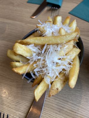 Truffle and Parmesan fries  at Mangosteen in Portsmouth