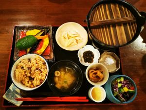 Vegetable lunch at Nahana Hahana 菜はな in Otaru