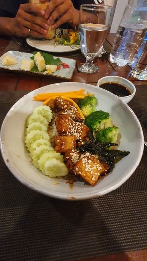 Tofu ter8yaki bowl at HeyBong - The Healthy Secrets  in Siem Reap