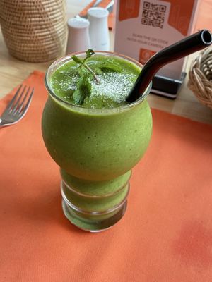 Green machine smoothie, $3.50  at HeyBong - The Healthy Secrets  in Siem Reap