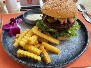 Unmeat burger, $6.50  at HeyBong - The Healthy Secrets  in Siem Reap