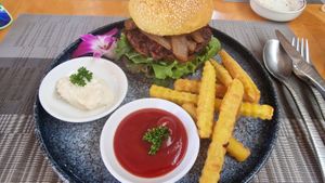 Burger at HeyBong - The Healthy Secrets  in Siem Reap