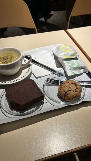 Browni and walnut cookie  at Flour Artisan Bakery in Seoul