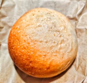 Coconut bun at Lian Xin - 莲芯膳坊 in Central Singapore