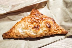 Curry puff must try at Lian Xin - 莲芯膳坊 in Central Singapore