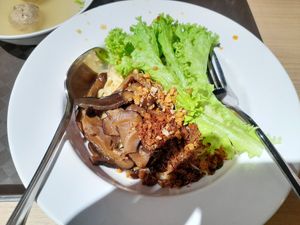 Mushroom noodle at Lian Xin - 莲芯膳坊 in Central Singapore