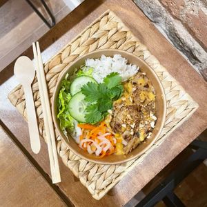 R04. Nil-chicken
Lemongrass Nil-chicken, Homemade Satay* Sauce (Contains Peanuts), Lettuce,
Cucumber, Pickled Salad, Mint, Coriander, Boiled Rice.
 at BUDDHA TASTE in South East London