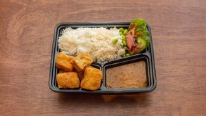 R02.Coated Tofu Curry at BUDDHA TASTE in South East London