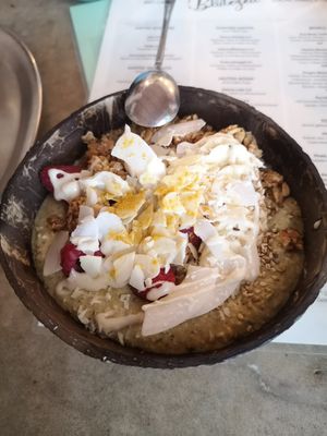 Matcha Banana Porridge at Bio Cafe Blütezeit in Vienna