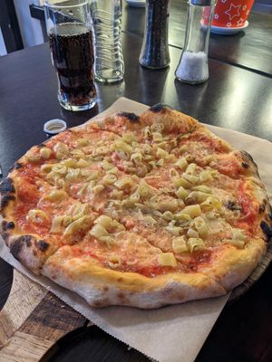 pizza at Pizzeria Schlaflos 2 in Frankfurt
