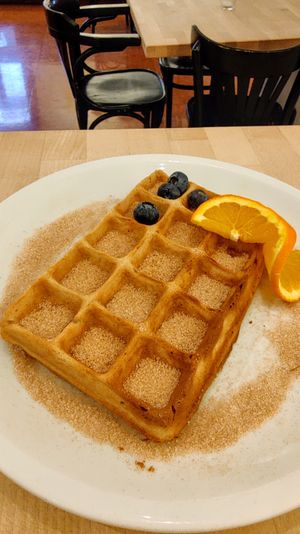 Vegan waffle with cinnamon and sugar at Forum 3 in Stuttgart