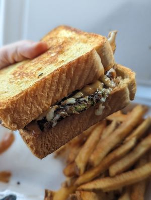 Single patty Texas melt at Oops All Vegan in Jackson