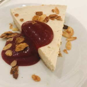 Cheesecake aux noix de cajou  at Vegitopia in Brussels
