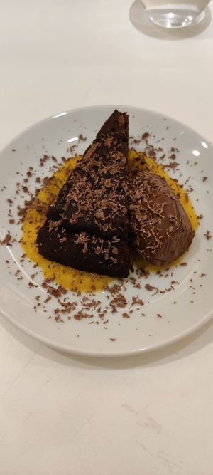 Chocolate, mango, ganache at Vegitopia in Brussels
