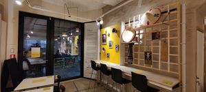 Deco, entrance at Vegitopia in Brussels