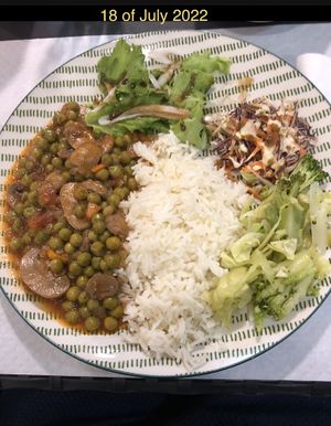 Jardineira de cogumelos 🍄   at Vegan Details in Braga